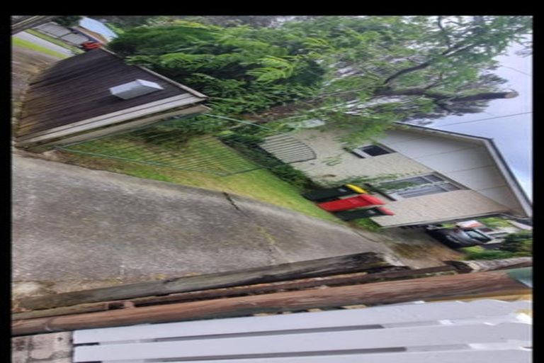 Photo of property in 3 Shackleton Grove, Stokes Valley, Lower Hutt, 5019