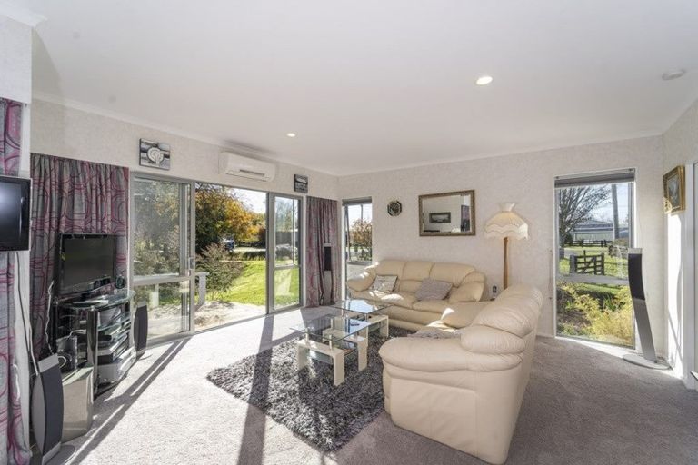 Photo of property in 133a Kent Street, Carterton, 5713
