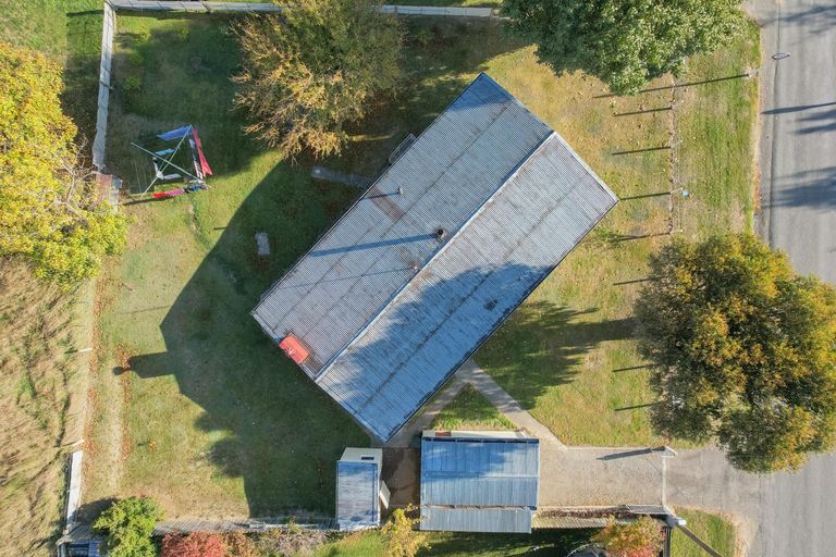 Photo of property in 6 Settlement Road, Kurow, 9435