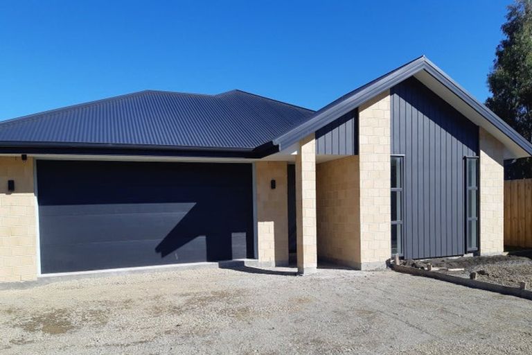 Photo of property in 5 Ella Street, Rolleston, 7614