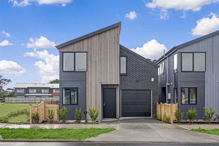 Photo of property in 16 Zadar Street, Kumeu, 0810