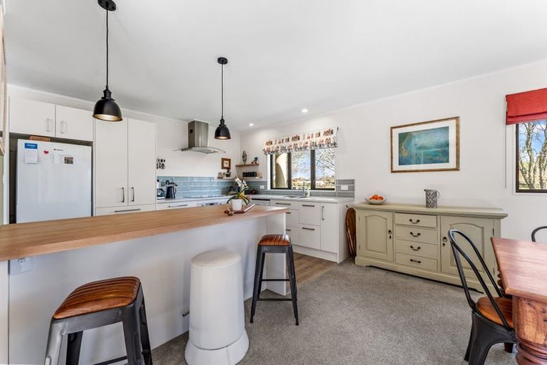 Photo of property in 114 Matakana Valley Road, Matakana, Warkworth, 0985