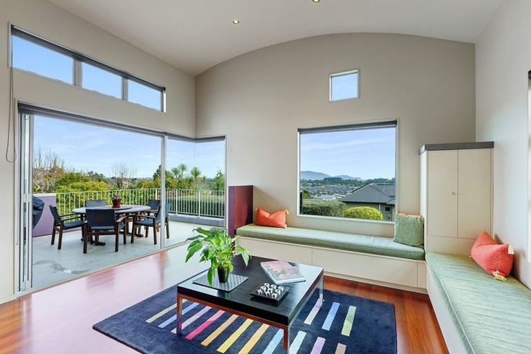 Photo of property in 110 Winara Avenue, Waikanae, 5036