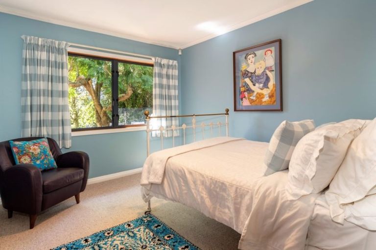 Photo of property in 32 Wallace Road, Hobsonville, Auckland, 0616