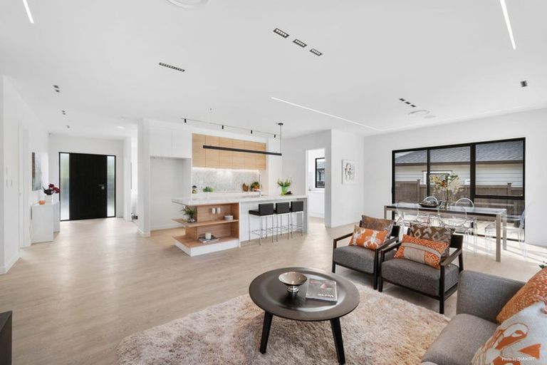 Photo of property in 120 Kewa Road, Albany Heights, Auckland, 0632