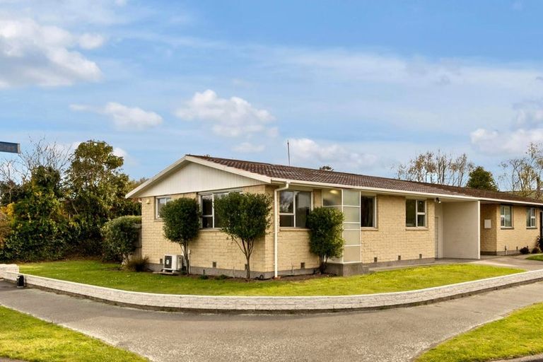 Photo of property in 1/6 Arran Crescent, Woolston, Christchurch, 8062