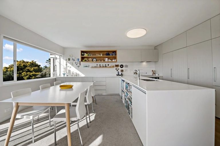 Photo of property in 4/10 Tagalad Road, Mission Bay, Auckland, 1071