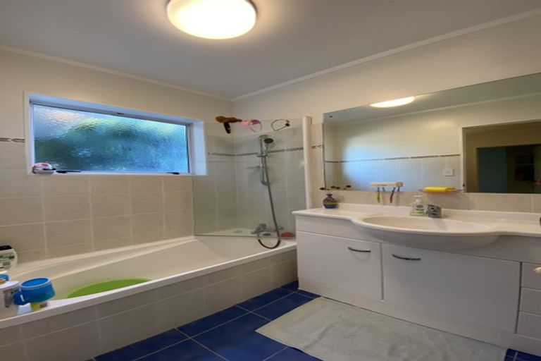 Photo of property in 2/33 Harley Road, Takapuna, Auckland, 0622