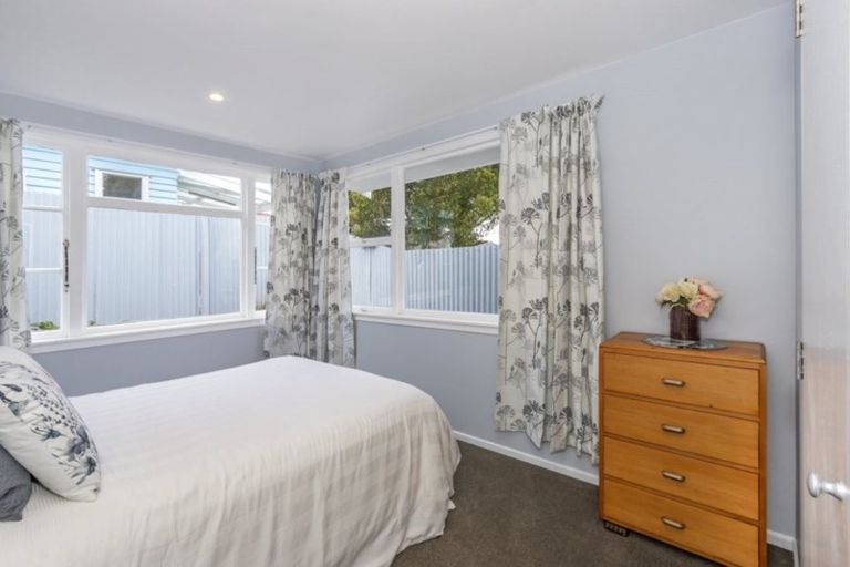 Photo of property in 2/42 Pacific Road, North New Brighton, Christchurch, 8083