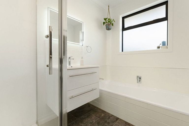 Photo of property in 2/419 Maunganui Road, Mount Maunganui, 3116