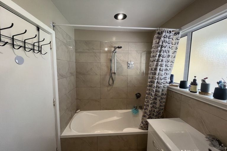 Photo of property in 16 Charles Street, Prebbleton, 7604