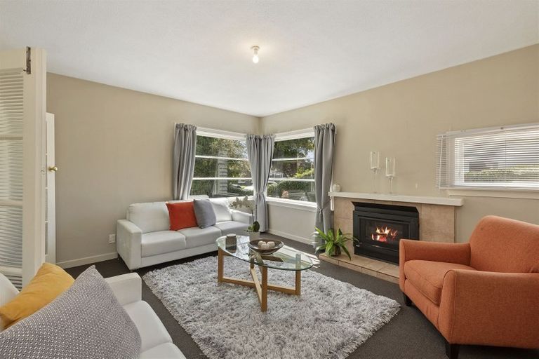 Photo of property in 212 Weston Road, St Albans, Christchurch, 8052