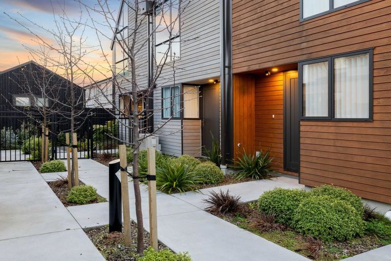 Photo of property in 9/129 Sherborne Street, St Albans, Christchurch, 8014