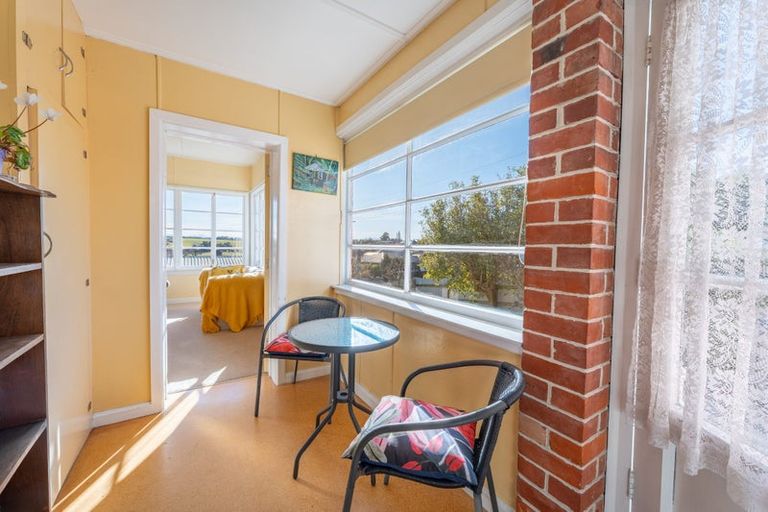 Photo of property in 39 Saint George Street, Watlington, Timaru, 7910
