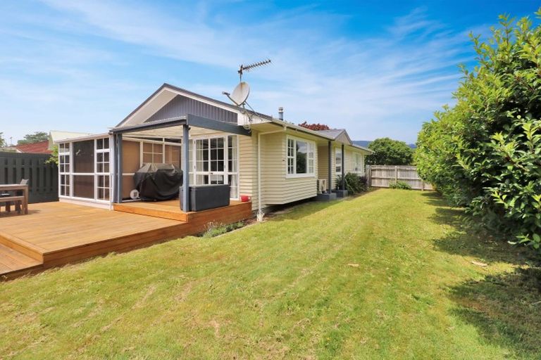 Photo of property in 94 Pasadena Crescent, Totara Park, Upper Hutt, 5018