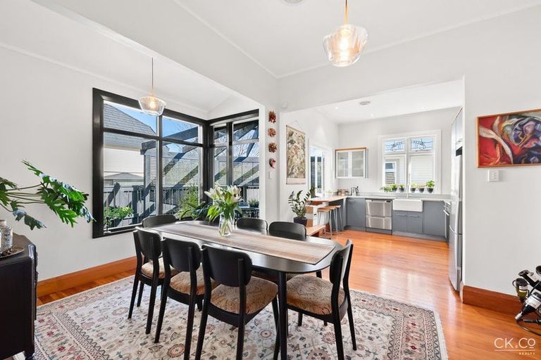 Photo of property in 1/24 Totara Crescent, Woburn, Lower Hutt, 5010