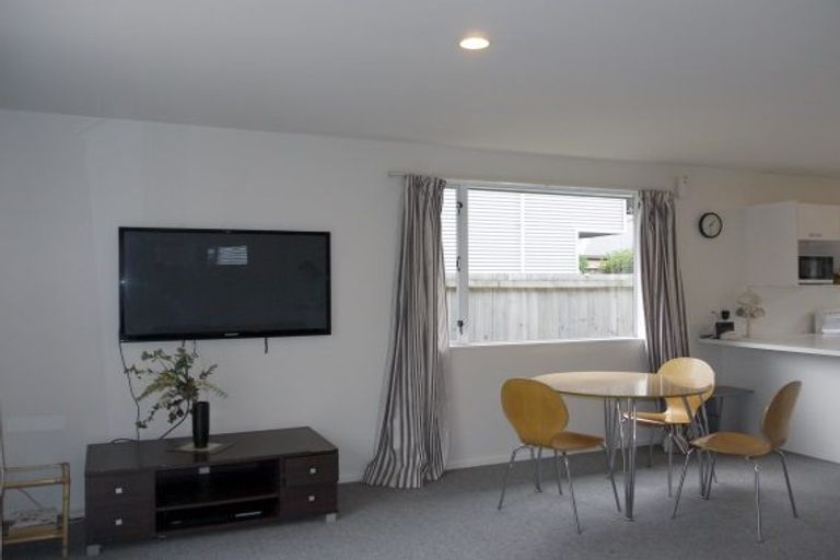 Photo of property in 3/115 Canon Street, Edgeware, Christchurch, 8013