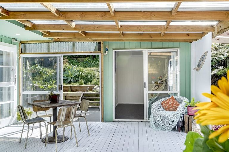 Photo of property in 2b Browns Drive, Waihi Beach, 3611