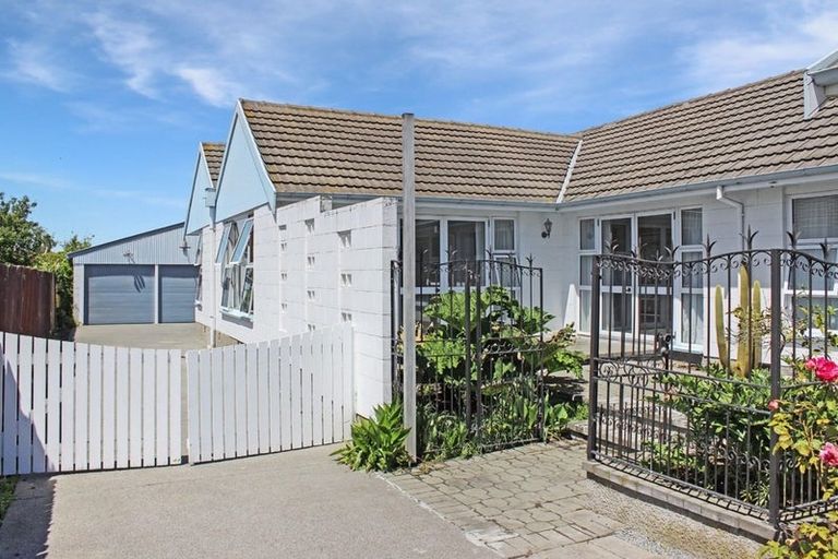 Photo of property in 40 Carruthers Street, Ilam, Christchurch, 8041