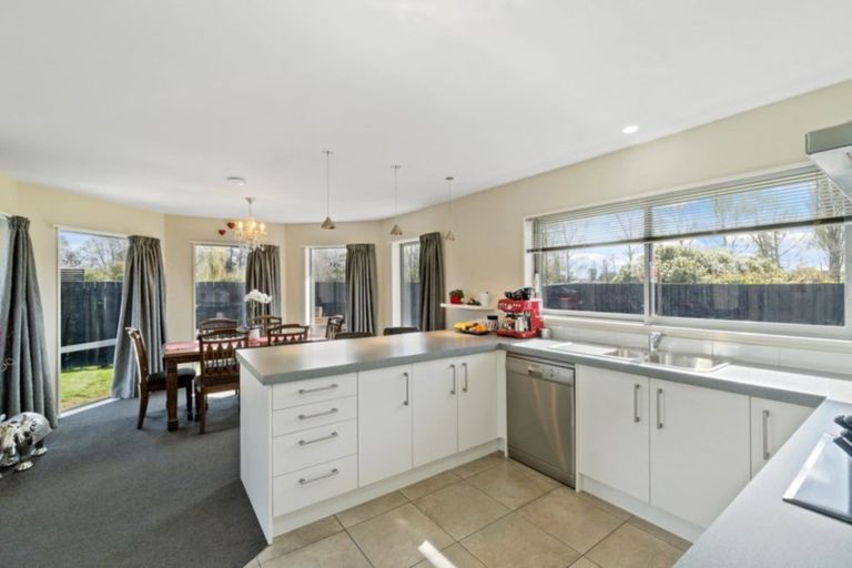 Photo of property in 23 Birchgrove Gardens, Mairehau, Christchurch, 8052