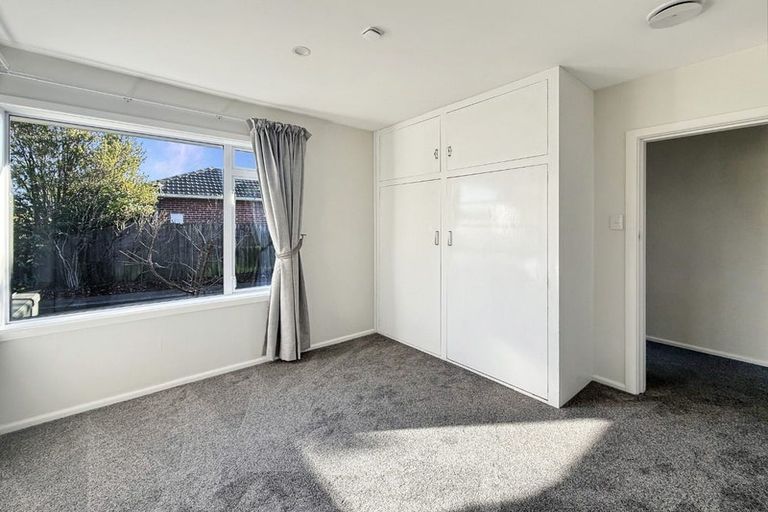 Photo of property in 22 Mappleton Avenue, Burnside, Christchurch, 8053