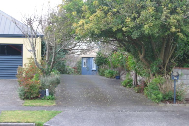 Photo of property in 8a Dallinger Street, St Andrews, Hamilton, 3200