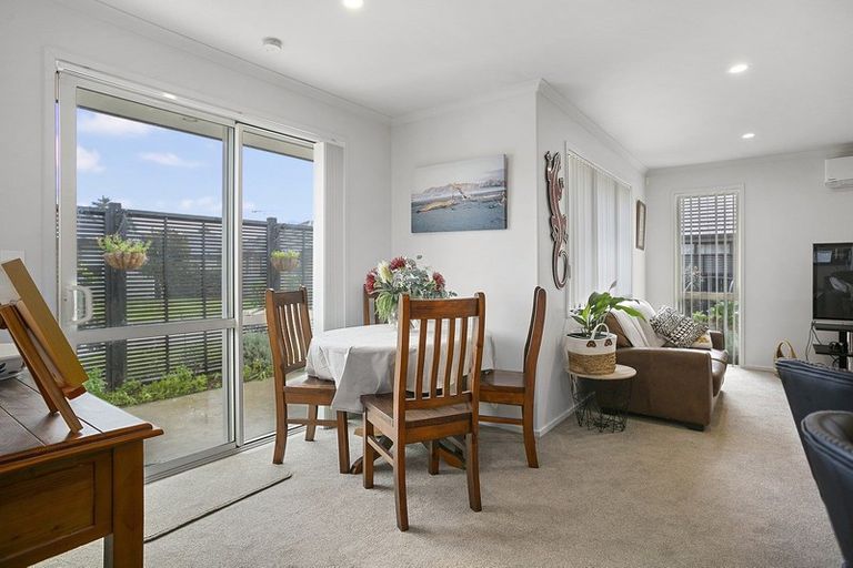 Photo of property in 10a Moore Street, Leamington, Cambridge, 3432