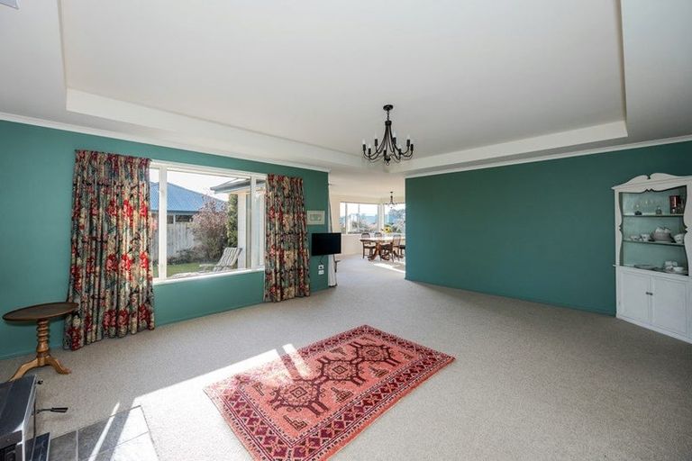 Photo of property in 28 Hannah Place, Holmes Hill, Oamaru, 9401