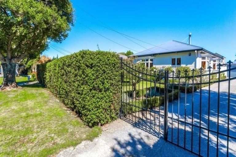 Photo of property in 39 Hinemoa Street, Spreydon, Christchurch, 8024