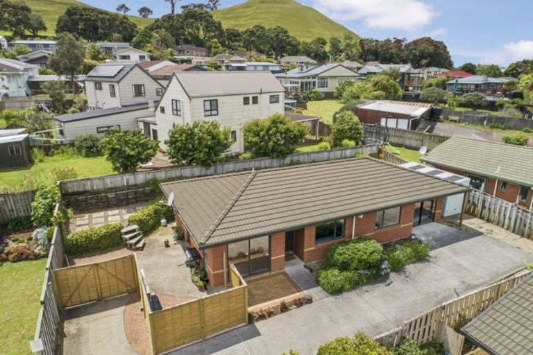 Photo of property in 1/103 Wallace Road, Mangere Bridge, Auckland, 2022