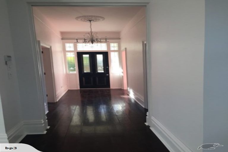 Photo of property in 92 Warrington Street, Mairehau, Christchurch, 8013