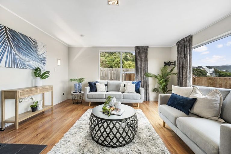 Photo of property in 3 Clementine Way, Crofton Downs, Wellington, 6035