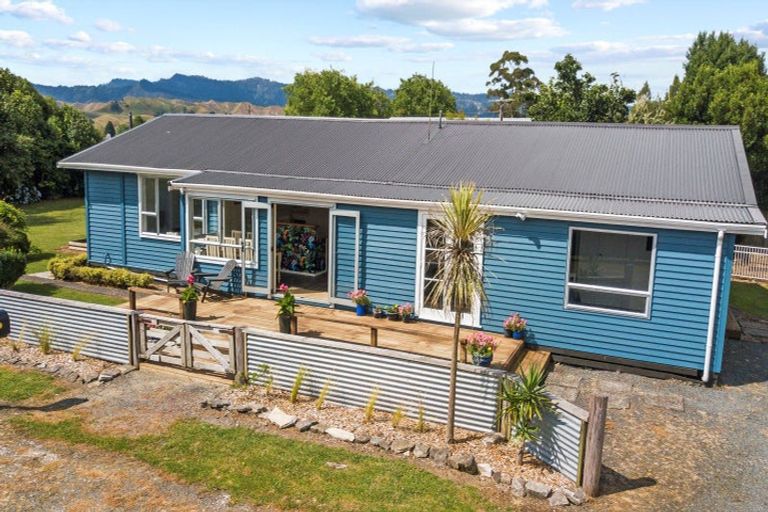 Photo of property in 7 Gribbon Road, Mahoenui, 3978