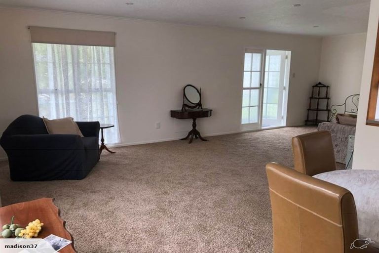 Photo of property in 2 Ely Grove, Wainuiomata, Lower Hutt, 5014