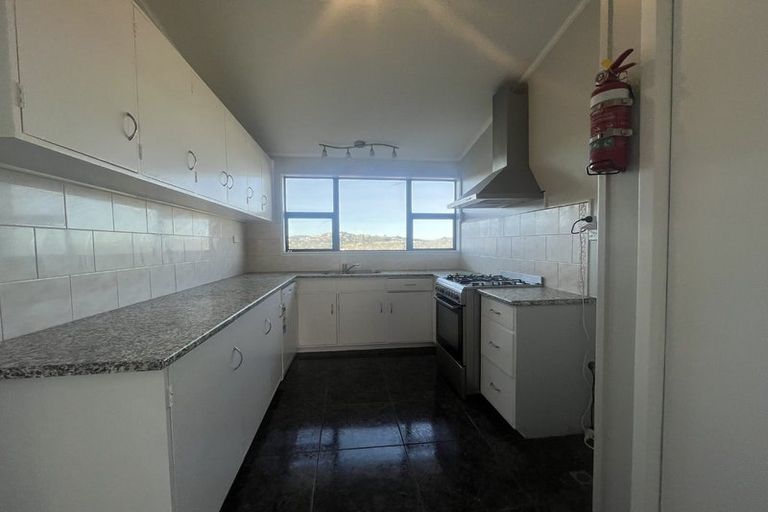 Photo of property in 30 Akaroa Drive, Maupuia, Wellington, 6022