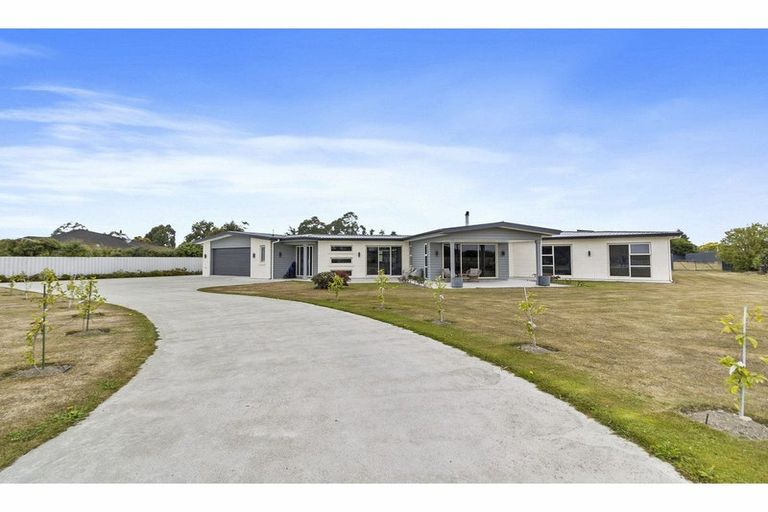 Photo of property in 27 King Street, Pareora, 7912