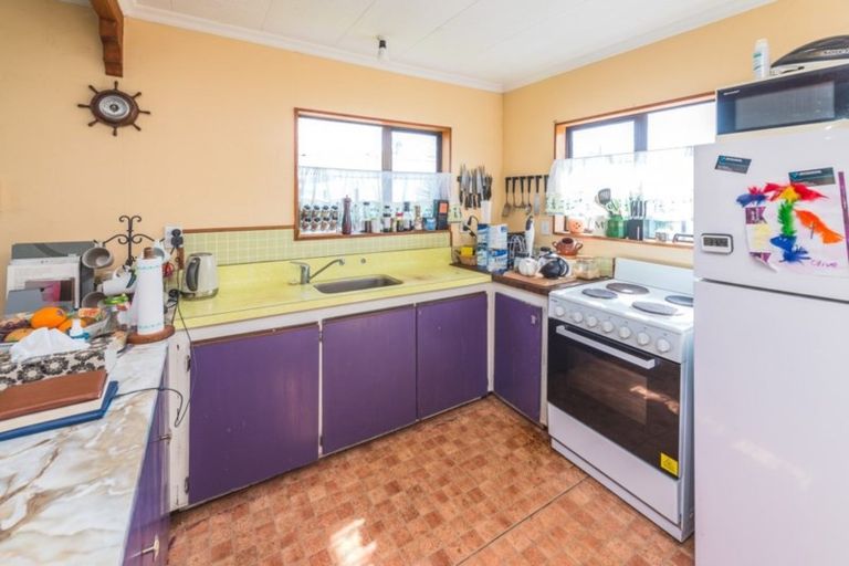 Photo of property in 60 Heads Road, Gonville, Whanganui, 4501