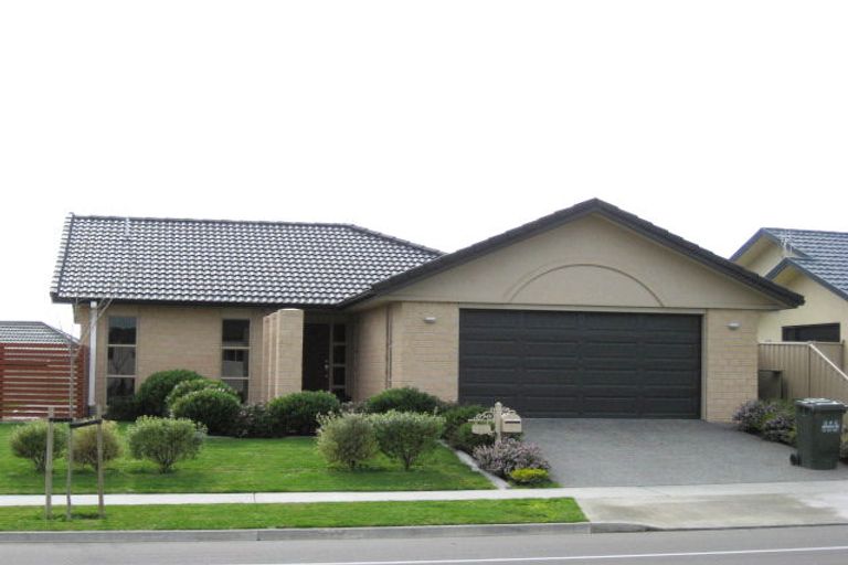 Photo of property in 11 Russell Robertson Drive, Havelock North, 4130