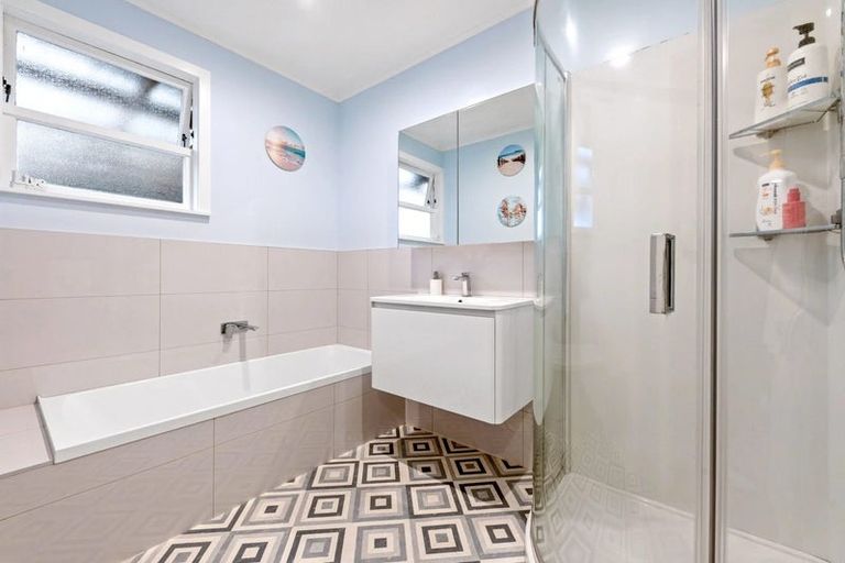 Photo of property in 20 Mclean Avenue, Papatoetoe, Auckland, 2025