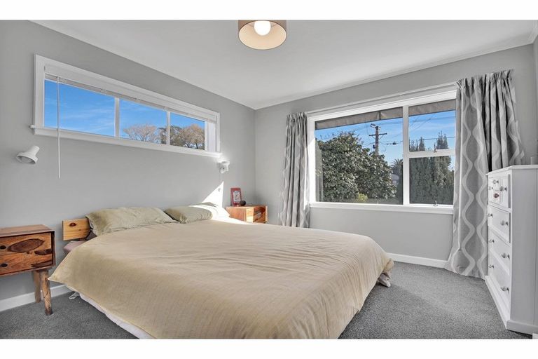 Photo of property in 257 Fifield Terrace, Opawa, Christchurch, 8023