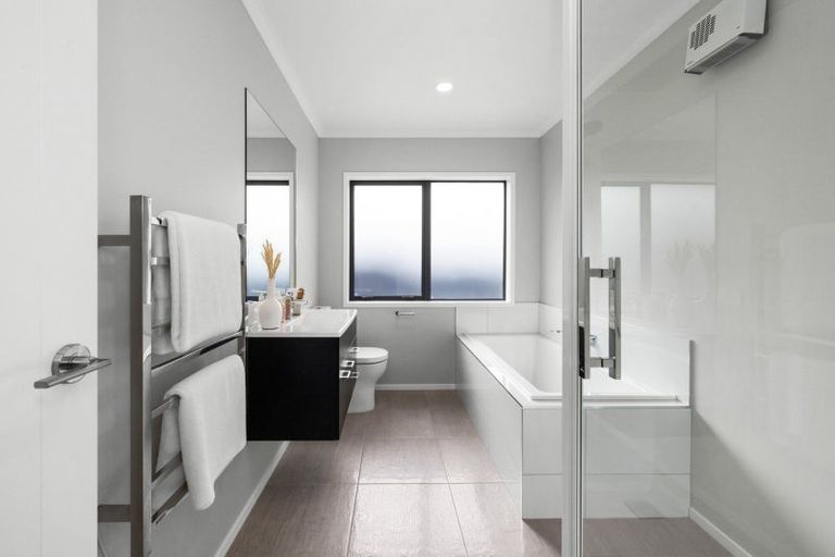 Photo of property in 213a Kennedy Road, Onekawa, Napier, 4110