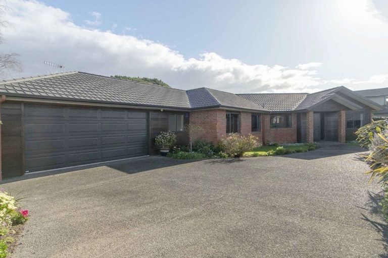Photo of property in 7 Thode Place, Greenmeadows, Napier, 4112