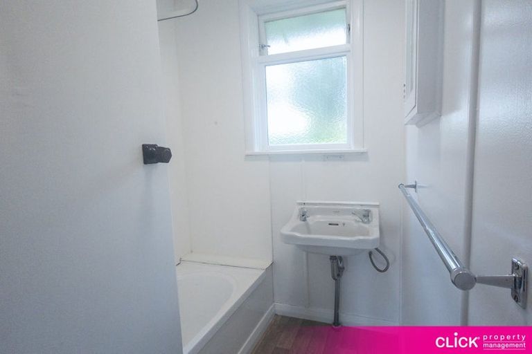 Photo of property in 159 Brockville Road, Brockville, Dunedin, 9011