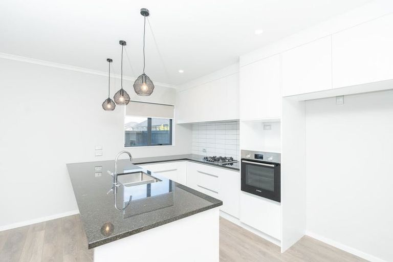 Photo of property in 10/15 Onukutara Place, Huntington, Hamilton, 3281