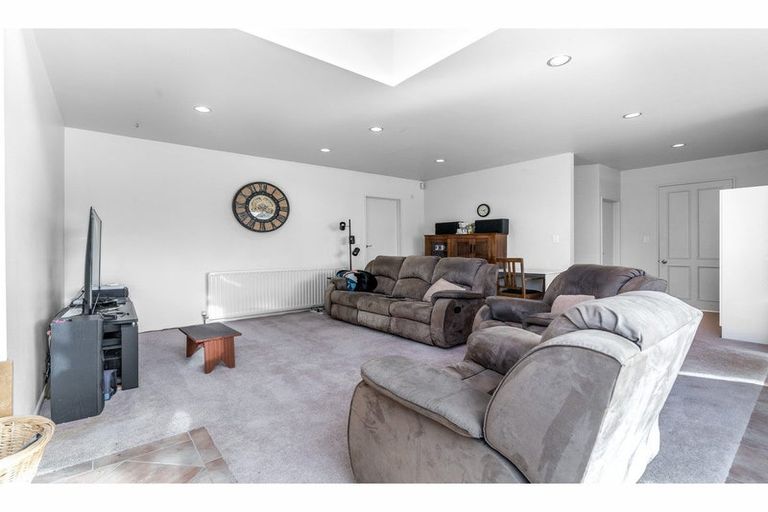 Photo of property in 31 Ruru Avenue, Otatara, Invercargill, 9879