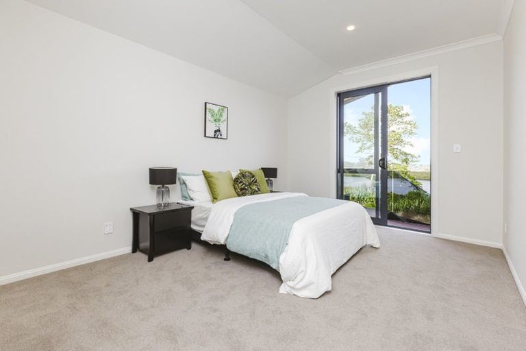 Photo of property in 31 Evergreen Parade, Rosehill, Papakura, 2113