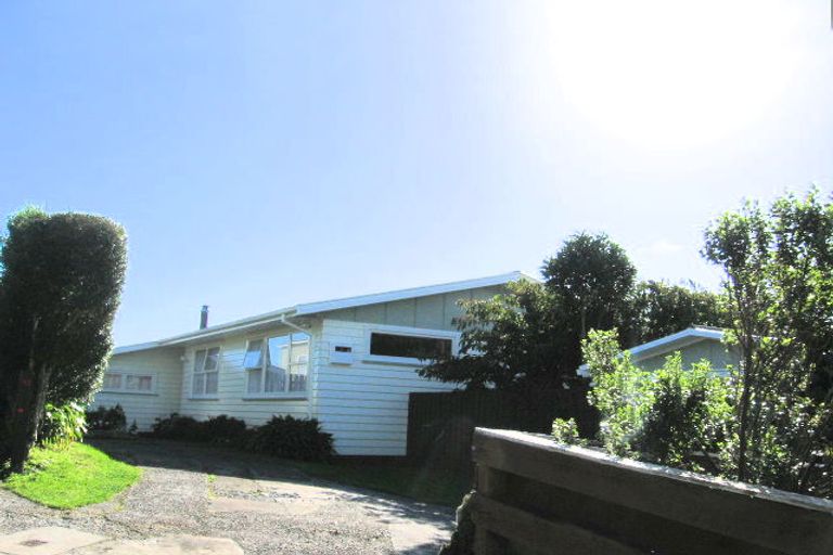 Photo of property in 8 Rossport Street, Johnsonville, Wellington, 6037