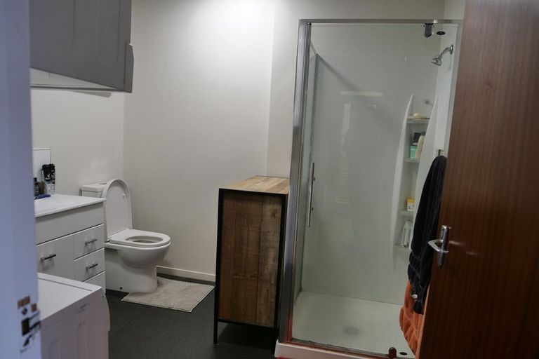 Photo of property in 35 Scarborough Terrace, Mount Victoria, Wellington, 6011