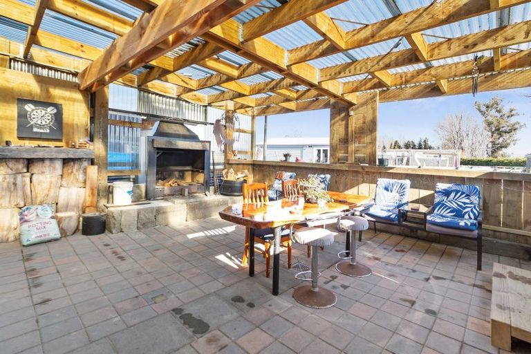 Photo of property in 8 Arowhenua Station Road, Kerrytown, Timaru, 7973