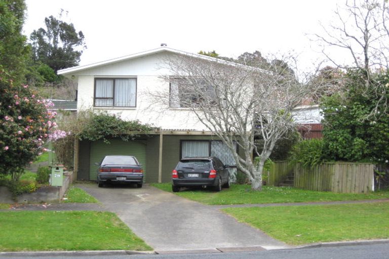 Photo of property in 79 Riversdale Drive, Merrilands, New Plymouth, 4312